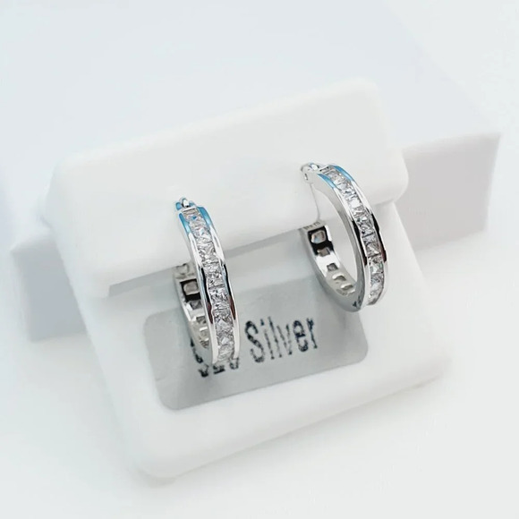 - "925 Sterling Silver Cubic Zirconia Earrings, U19254895 - Picture 3 of 11